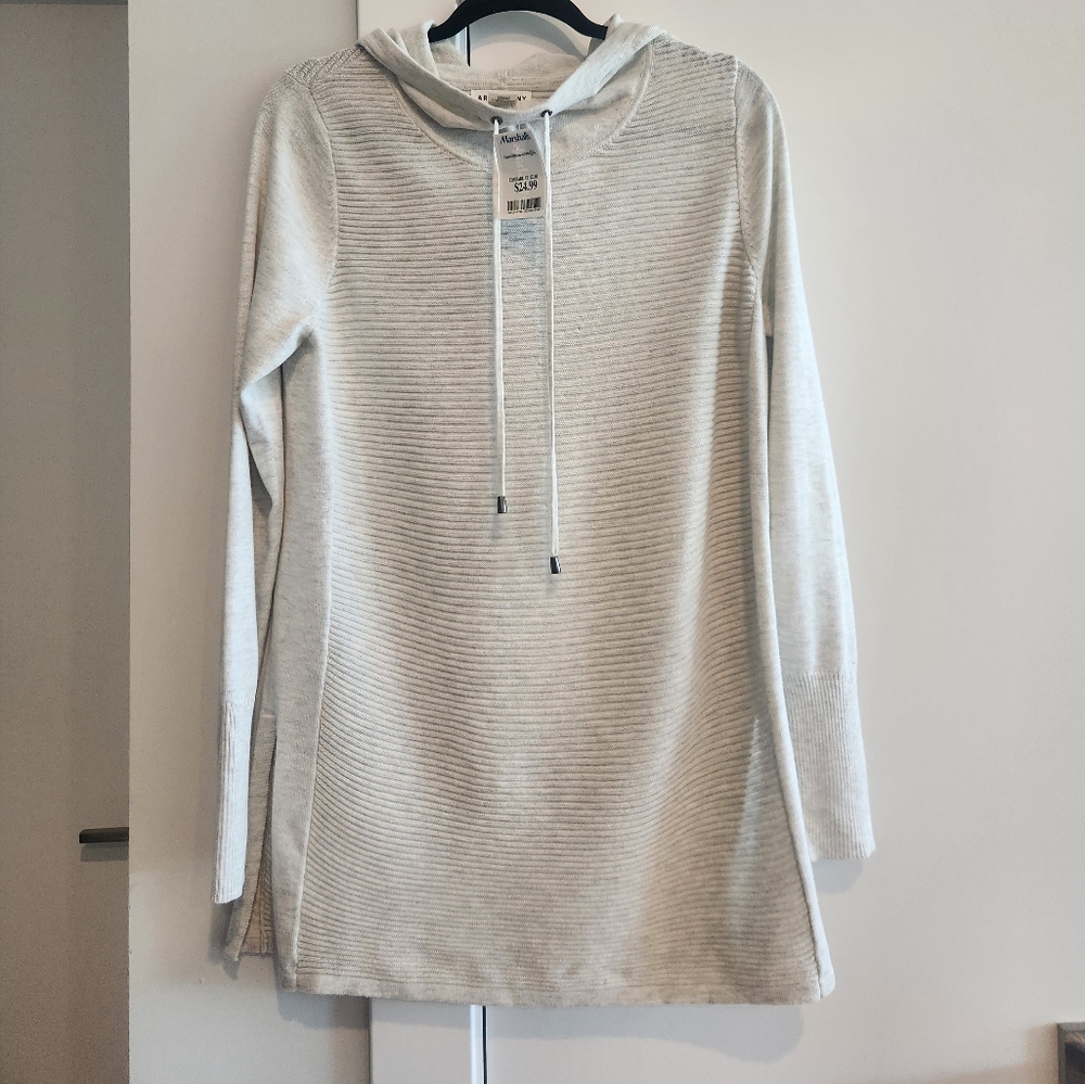 Artisan Ny Women's Cream Hooded Sweater